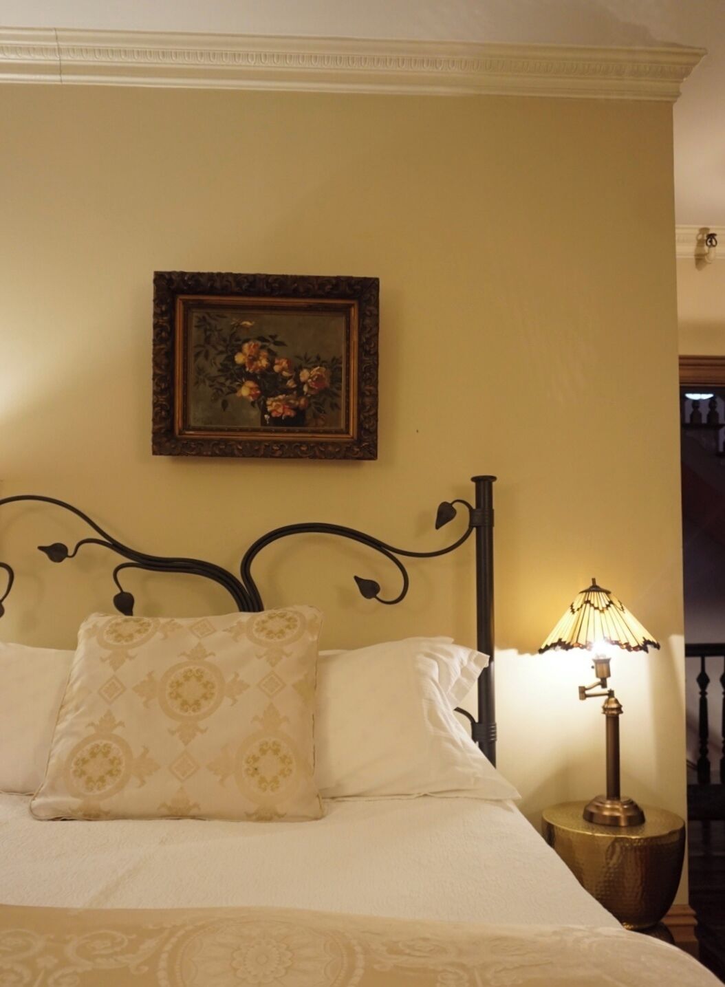 classic room, 1 queen bed | down duvets, in-room safe, individually decorated