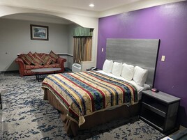 In-room safe, desk, iron/ironing board, free WiFi