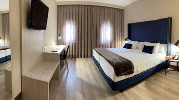 1 Schlafzimmer, Minibar, Schreibtisch, kostenloses WLAN