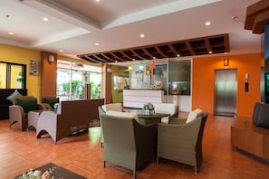 Khu tiếp khách ở sảnh