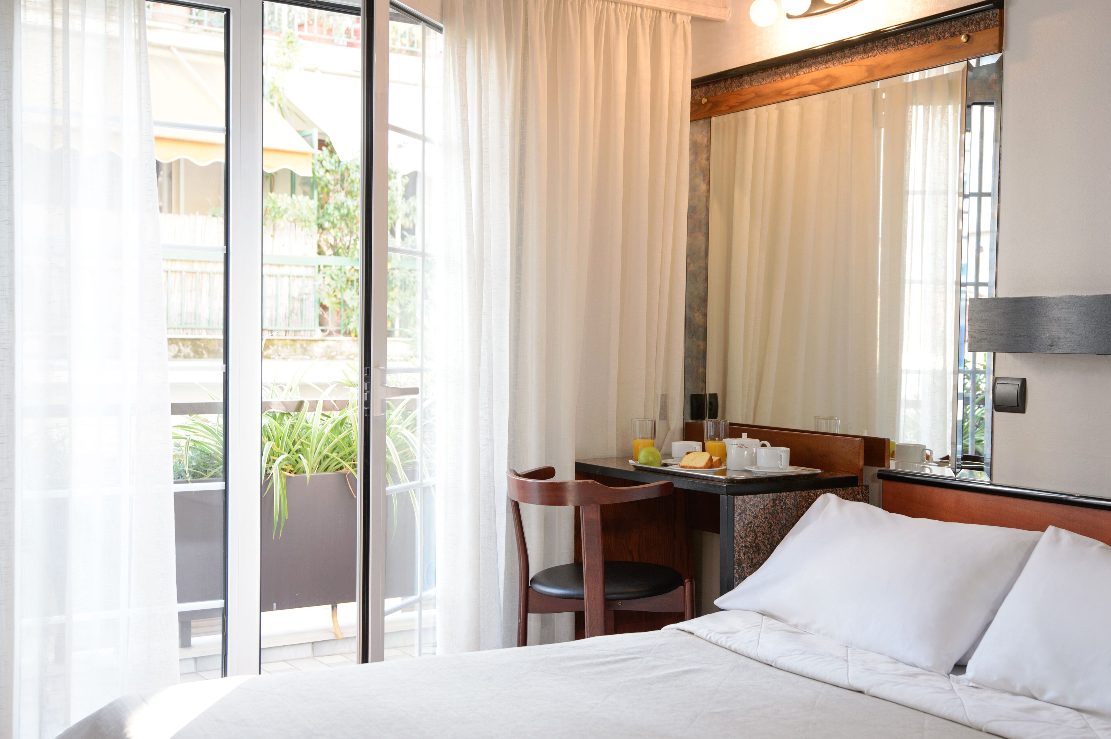 Single Room | Soundproofing, iron/ironing board, free WiFi, bed sheets