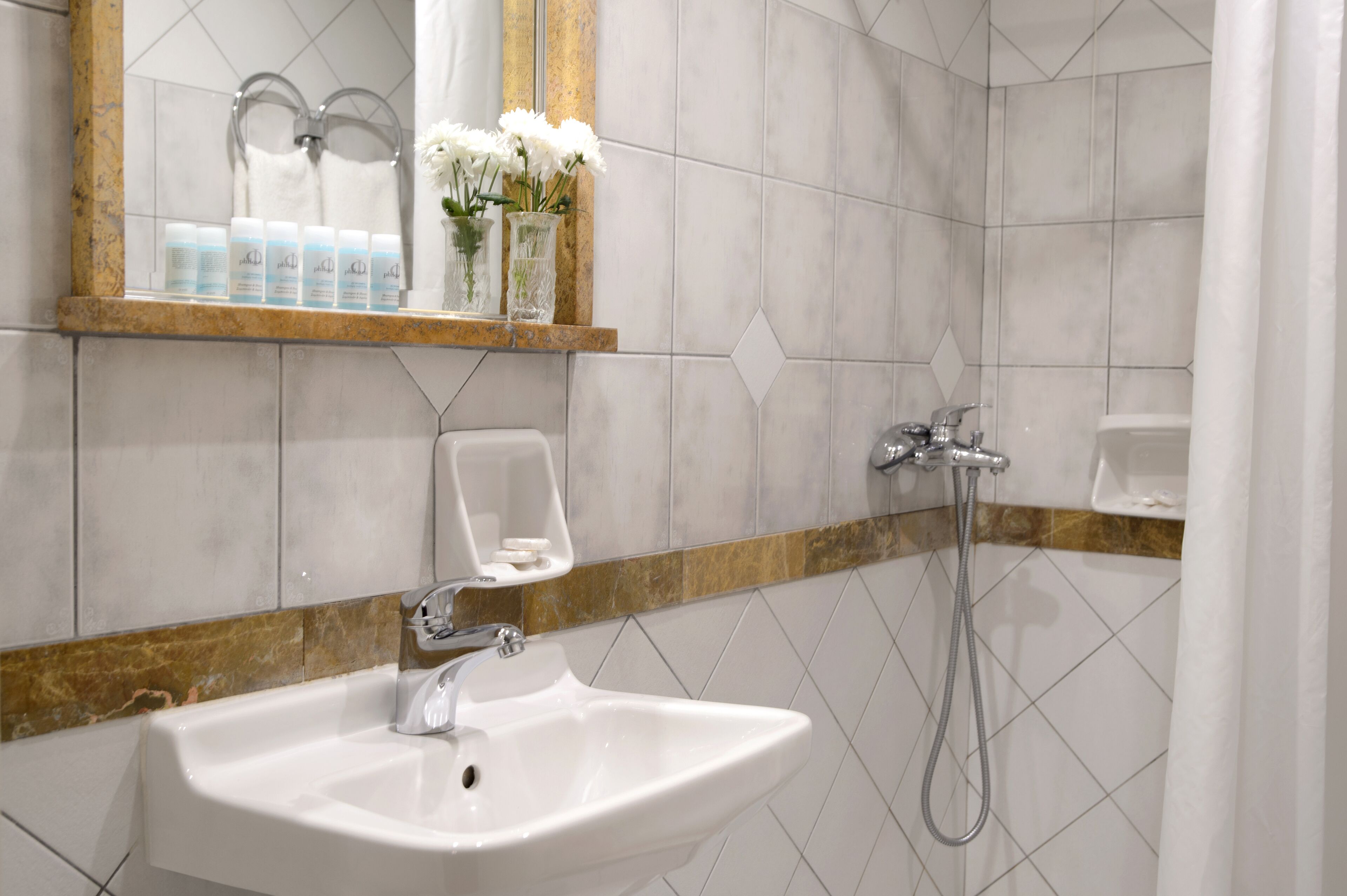 Photo - Victory Inn Hotel