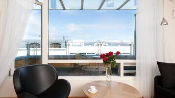 Apartment, 2 Bedrooms (Mountain View, Laugavegur 86-94) | Mountain view