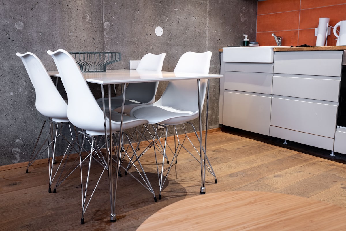 Top Floor Apartment, 2 Bedrooms (Laugavegur 86-94) | Essbereich im Zimmer