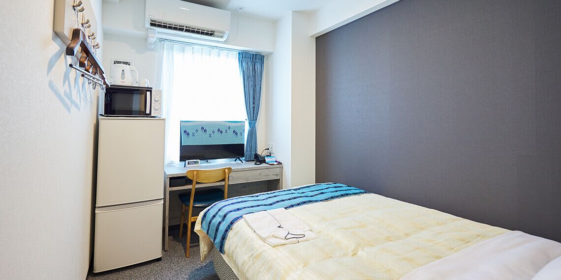 Escrivaninha, Wi-Fi de cortesia, roupa de cama