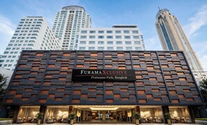 Front of property - FuramaXclusive Pratunam Park Hotel (Bangkok)