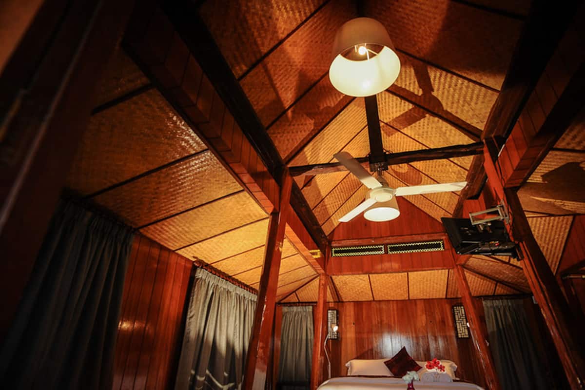Baanmai (Sunrise View) | Lakens van Egyptisch katoen, luxe beddengoed, een kluis op de kamer