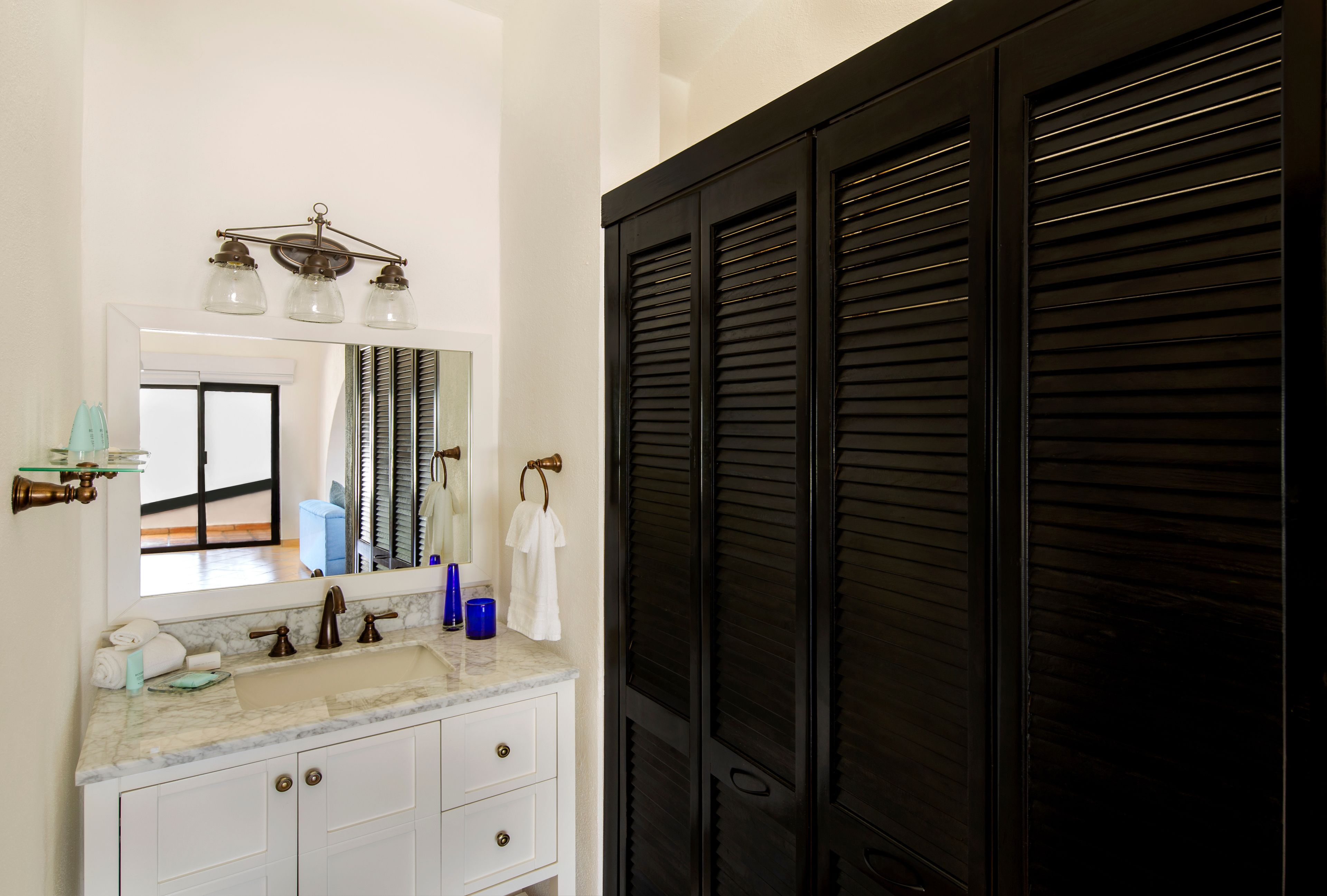 traditional room, 2 queen beds | bathroom | shower, free toiletries, hair dryer, towels