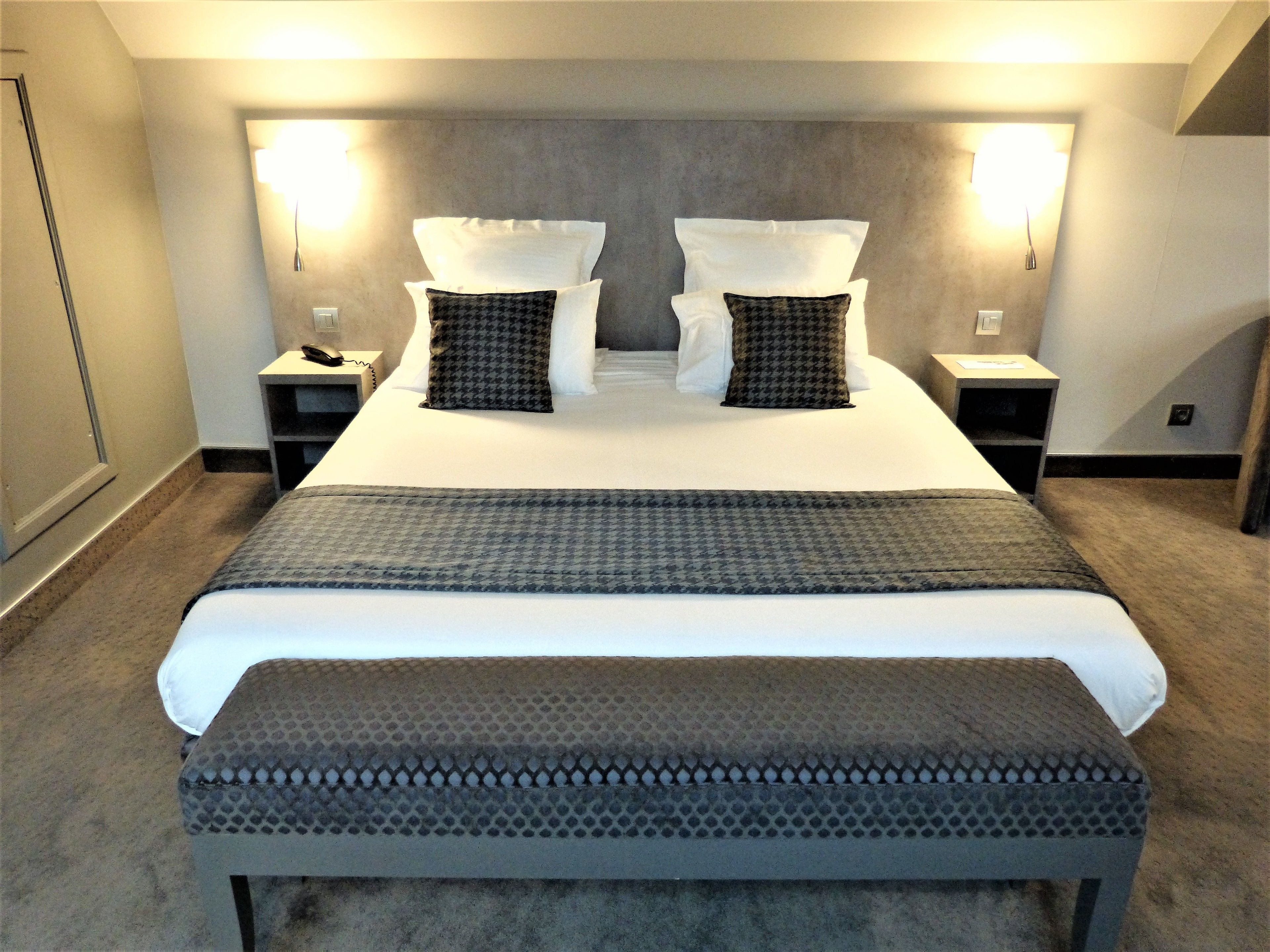 suite | premium bedding, minibar, desk, blackout curtains