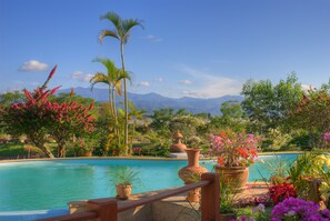 Outdoor pool - Maekok River Village Resort (Mae Ai)