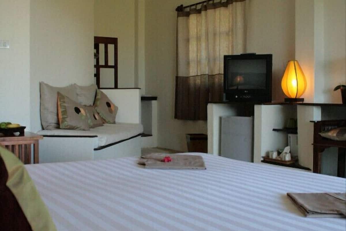 Superior Single Room | Premium bedding, free minibar, blackout curtains, free cots/infant beds