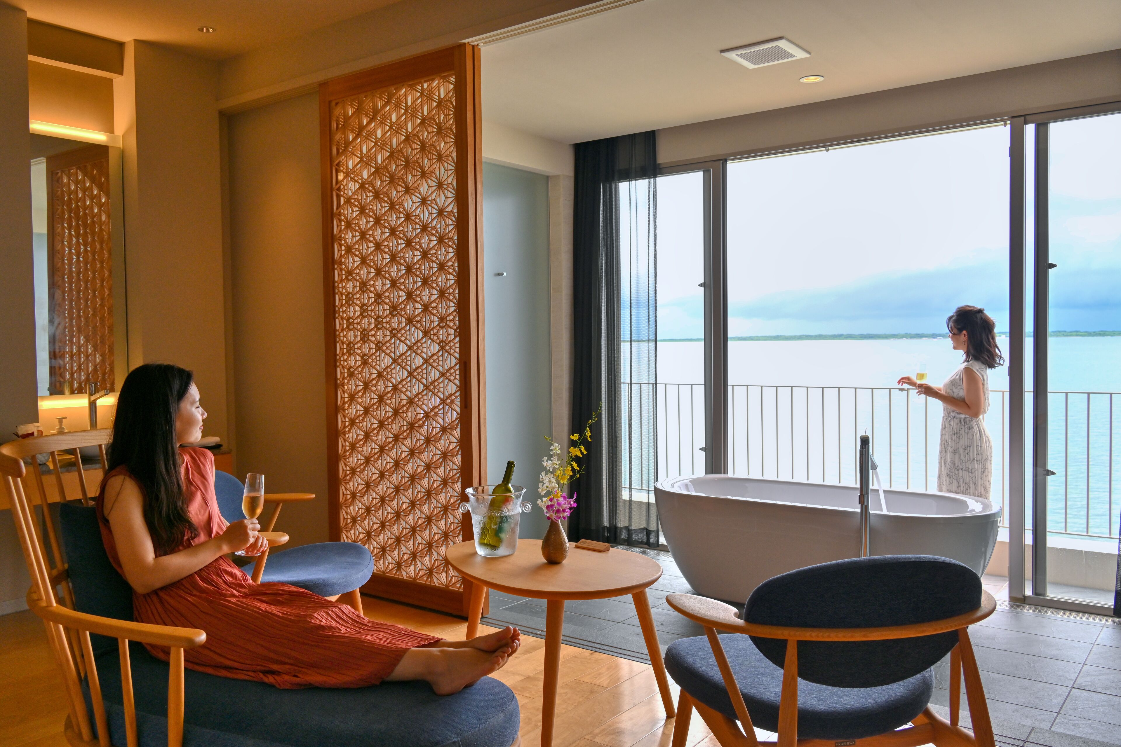 New Wing “OCEAN GARDEN” UKIFUNE | Minibar, in-room safe, individually decorated, desk