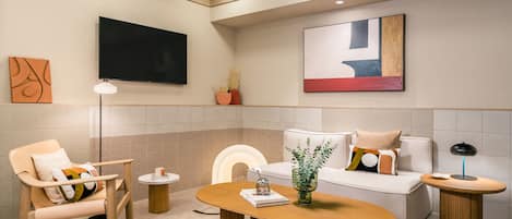 Área de estar no saguão