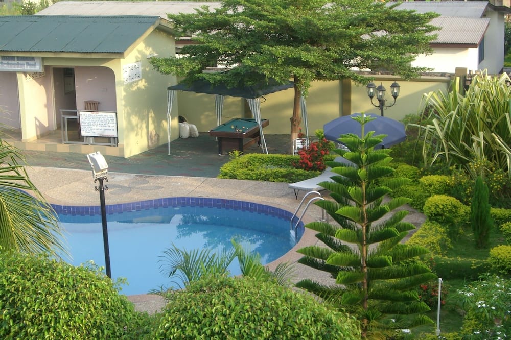 Wadoma Royale Hotel