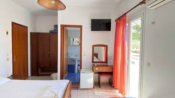 Quadruple Room, Balcony, Partial Sea View | Premium bedding, individually decorated, free WiFi, bed sheets