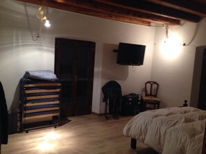 Quadruple Room with Shared Bathroom