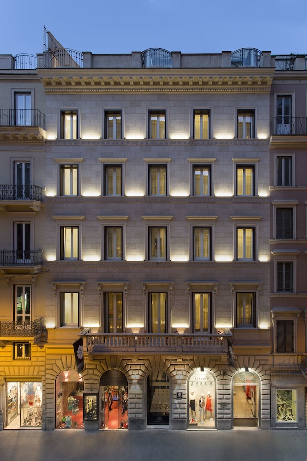 Front of property - evening/night