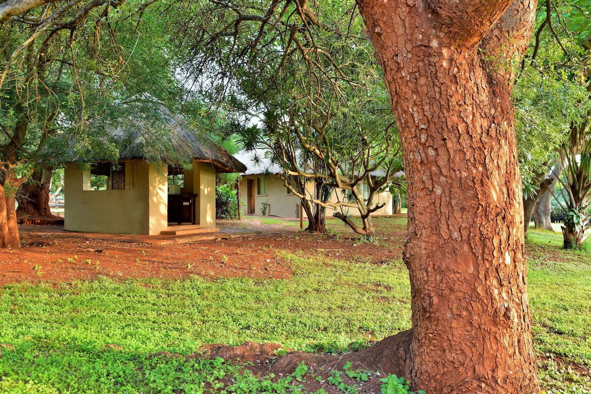 1 bedroom, premium bedding, individually decorated