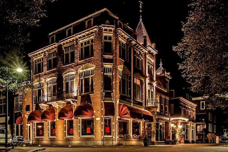 Außenbereich. Augusta Hotel & Restaurant