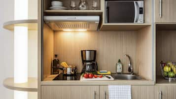 In-room safe, desk, blackout drapes, soundproofing