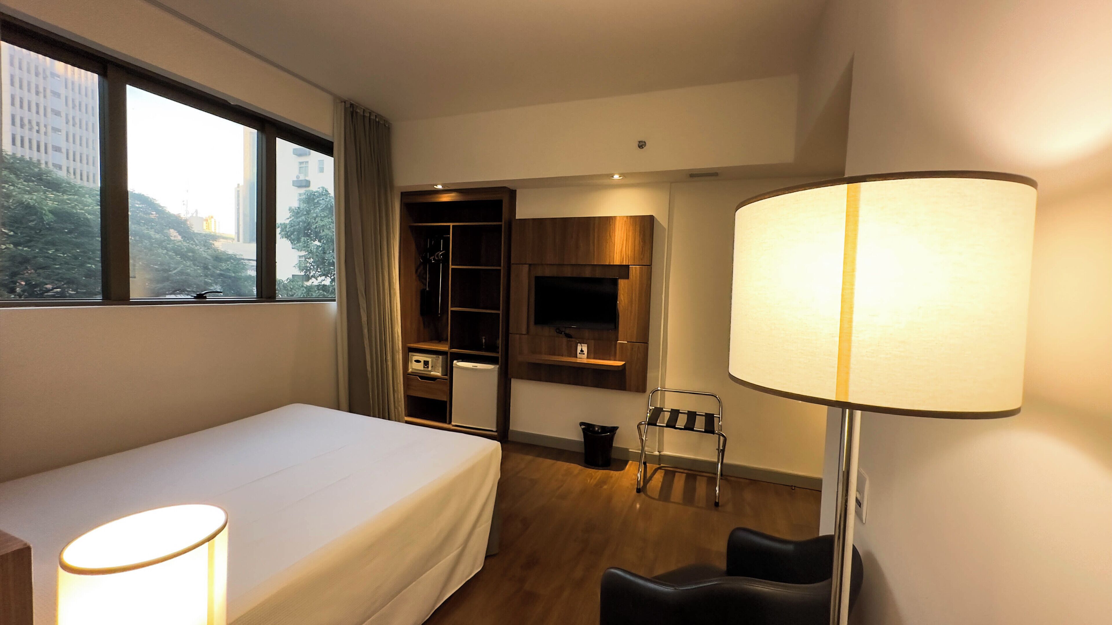 vivenzo familia conjugado com kit cortesia | 1 bedroom, minibar, in-room safe, soundproofing