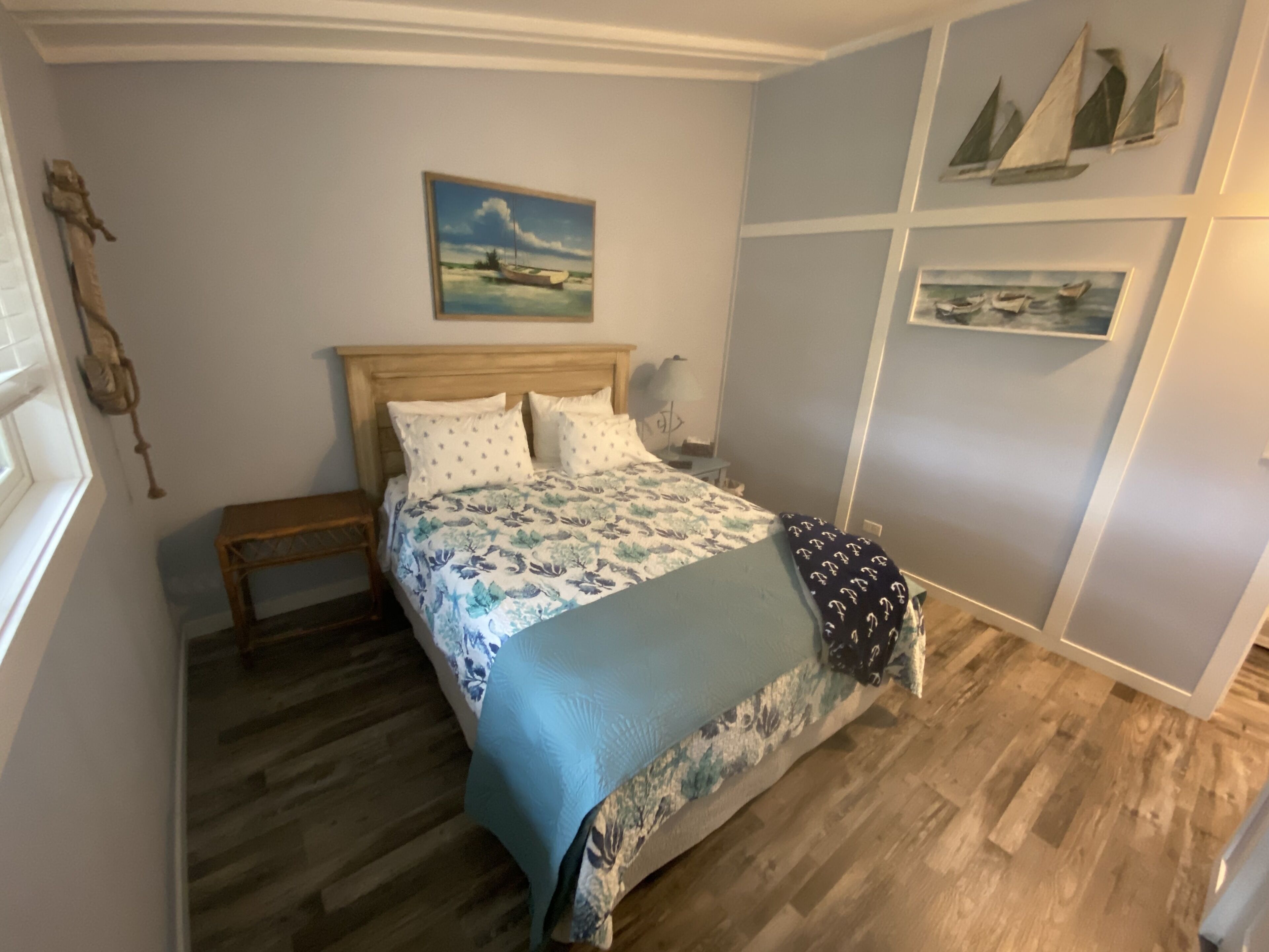 2 habitaciones, tabla de planchar con plancha y wifi gratis 