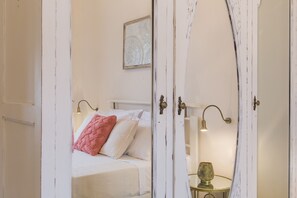 3 habitaciones, cuna de viaje y wifi