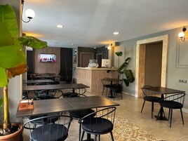 Free daily local cuisine breakfast
