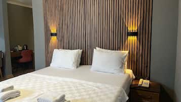 Family Room, Terrace, Pool View | Egyptian cotton sheets, premium bedding, down comforters, free WiFi