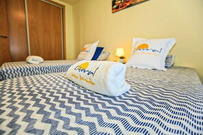 2 bedrooms, bed sheets - Augusta - Apartment for 8 people in Cambrils (Cambrils)