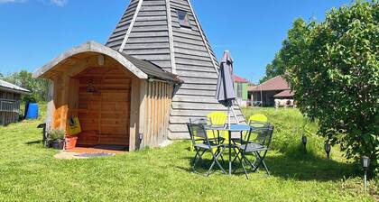 Comfortable wooden tepee in a small Jura village near our horses.