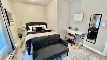 2 bedrooms, desk, iron/ironing board, travel cot