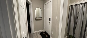 Stay on Spring #6 • 2BR Hotel-Style Apt • Downtown