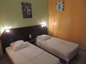 3 Schlafzimmer, Babybetten, WLAN