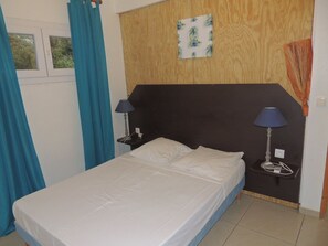 3 bedrooms, cots/infant beds, WiFi