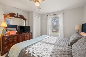 2 chambres, fer et planche à repasser, Wi-Fi gratuit, draps fournis