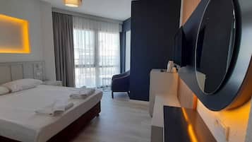 1 bedroom, free WiFi, bed sheets