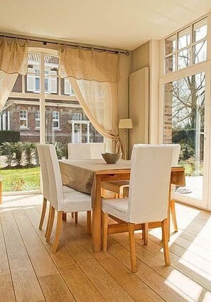 Dineren
