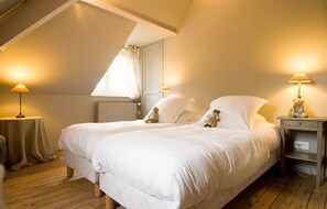 3 slaapkamers, een strijkplank/strijkijzer, wifi