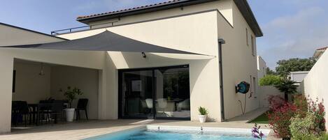 Alberca al aire libre