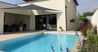 Villa avec piscine proche de la mer et de Montpellier