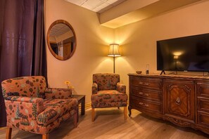 Smart TV, fireplace, books
