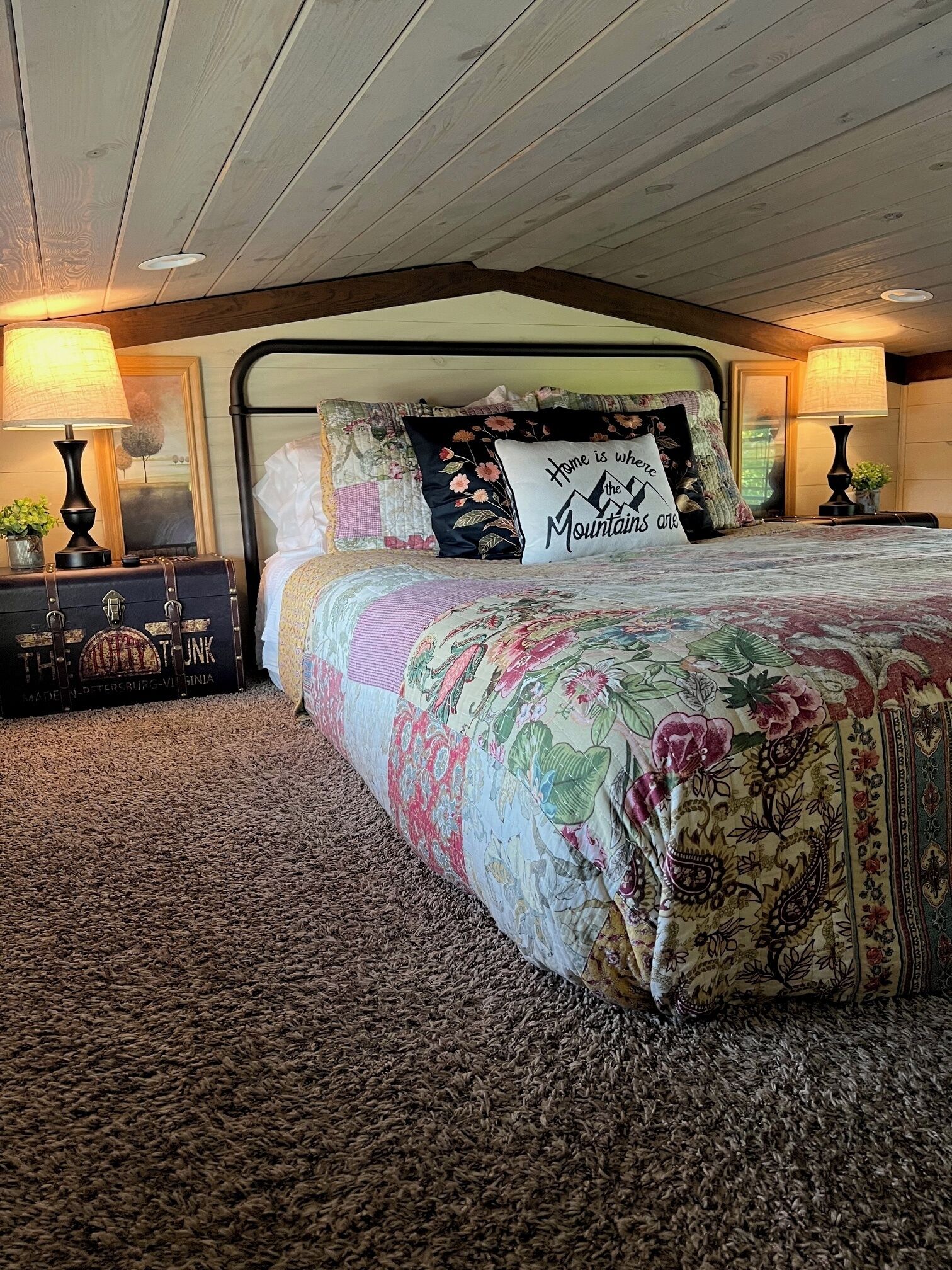 2 soverom, strykejern/-brett, wi-fi (inkludert) og sengetøy