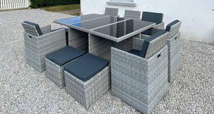 Saint-Pol family house garden equipped for 12