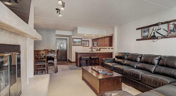 Living area - Mountain Plaza 3 Bedroom Condo #607/609 by RedAwning (Copper Mountain)
