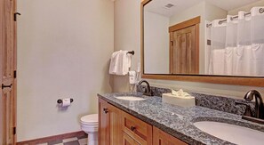 Shower, towels