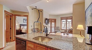 1 camera, Wi-Fi, lenzuola