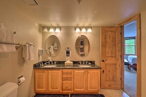 Shower, towels