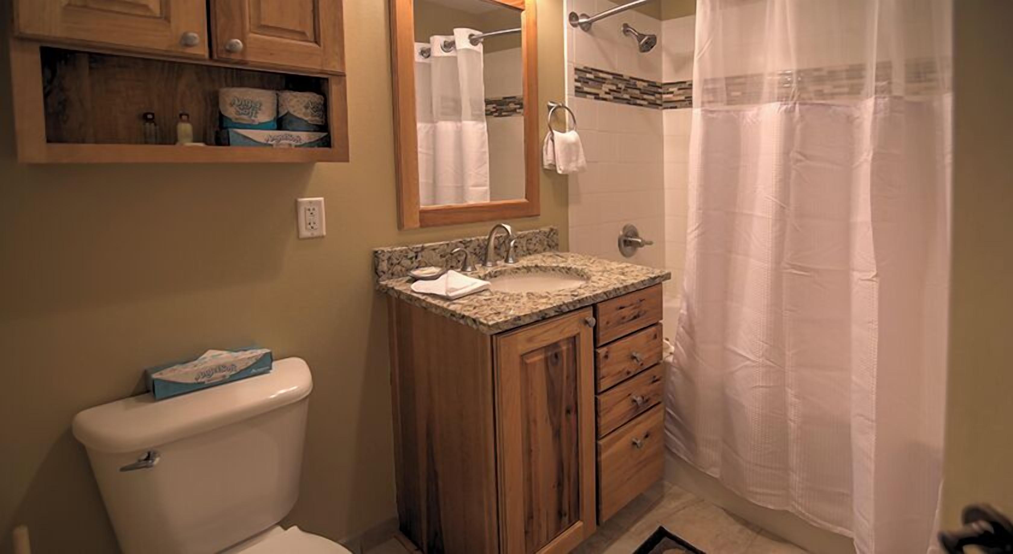 Shower, towels