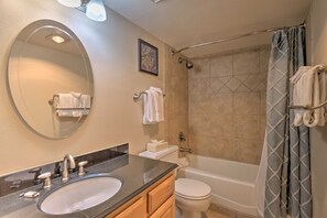 Shower, towels